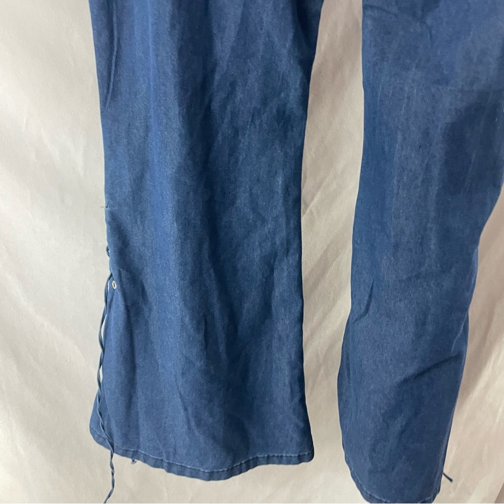 Flare Gromet Lace up Jeans - Picture 10 of 10